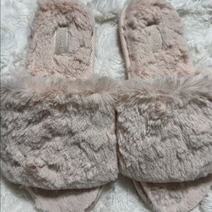 Skims Pink Furry Slide Slippers / Skims Slippers / Size US 6 or Size 36 / NEW